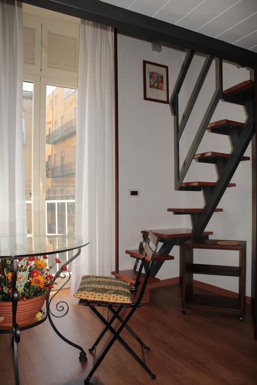 Casa Del Girasole Apartment Наполи Екстериор снимка