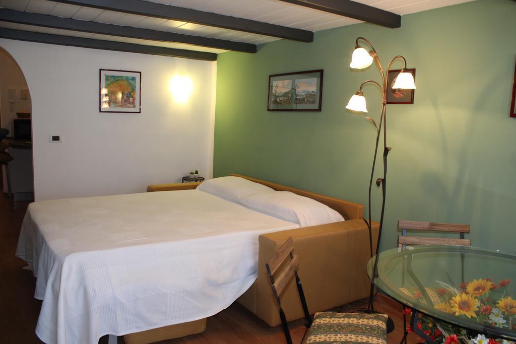 Casa Del Girasole Apartment Наполи Екстериор снимка