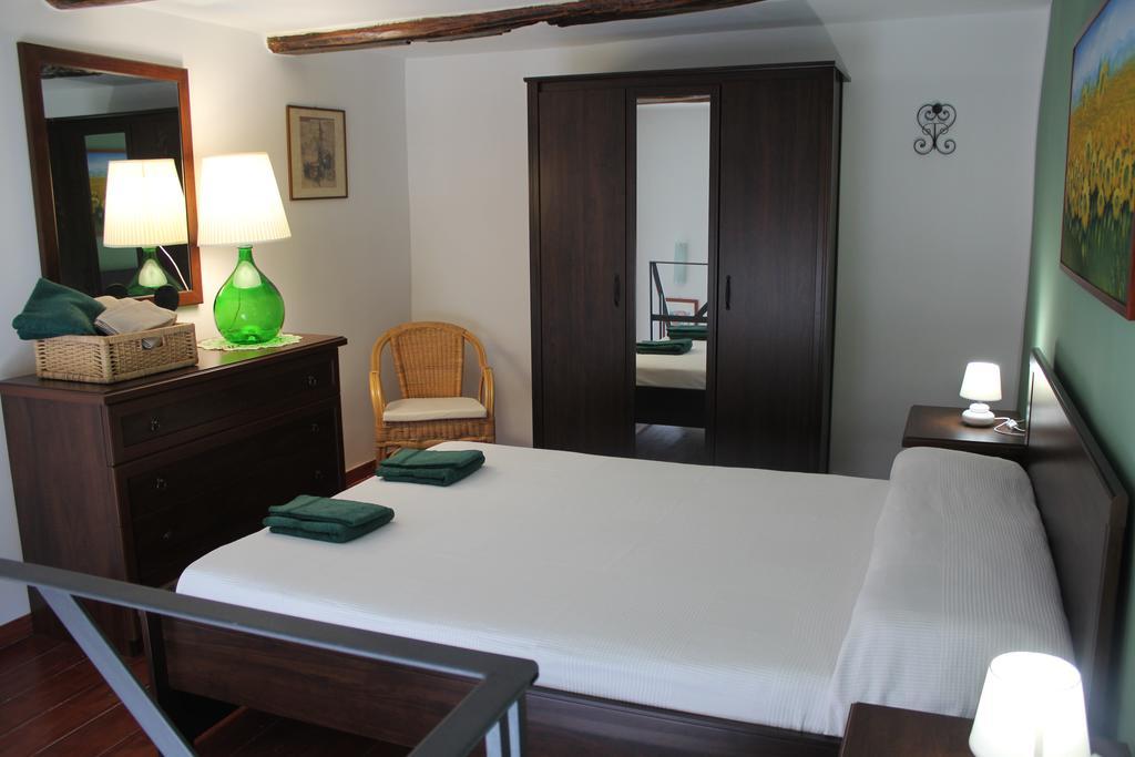 Casa Del Girasole Apartment Наполи Екстериор снимка